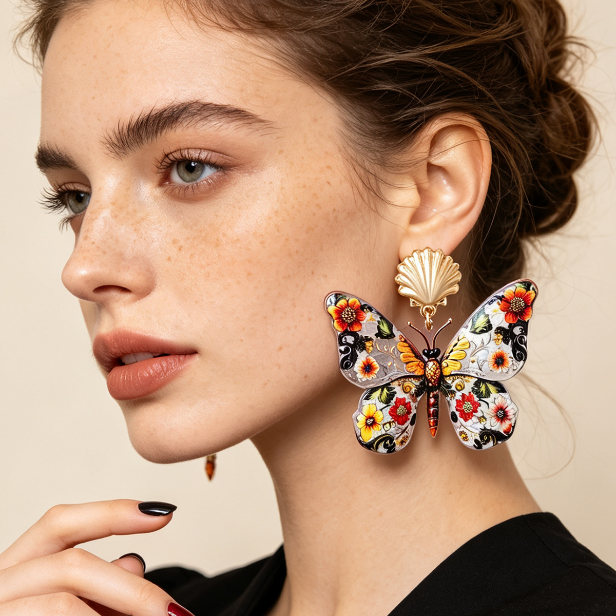 Vintage Fashion Illustrations - Anting-anting gantung kupu-kupu warna-warni vintage untuk