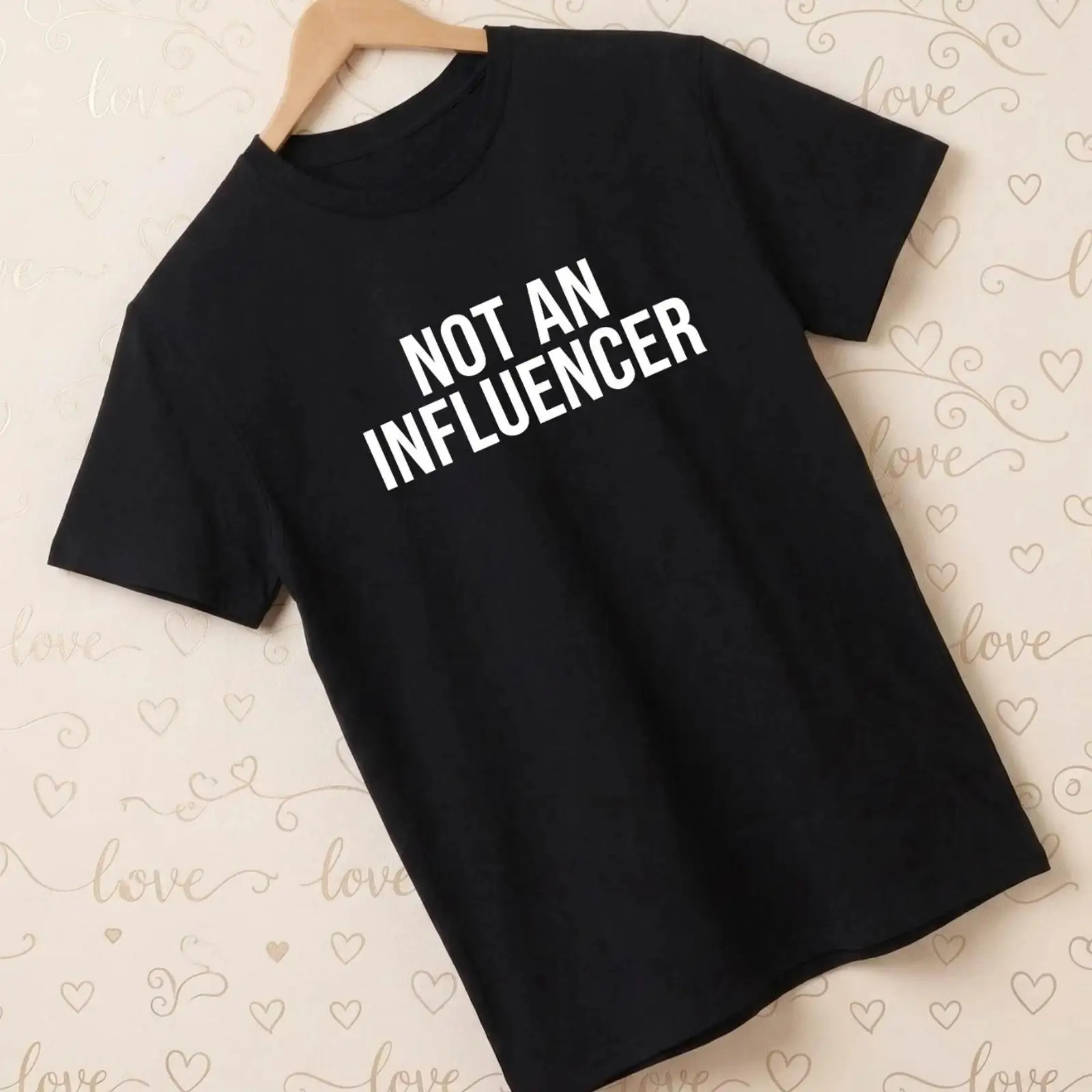 Kaos Not An Influencer dengan  - Vintage Fashion Influencer ulasan dan harga