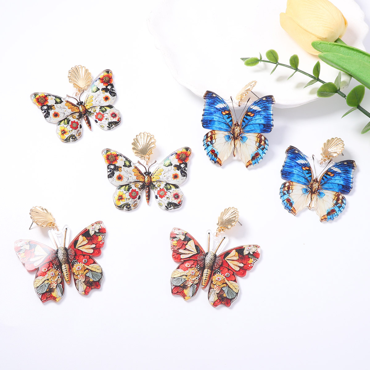 Anting-anting gantung kupu-kup - Vintage Fashion Illustrations ulasan dan harga