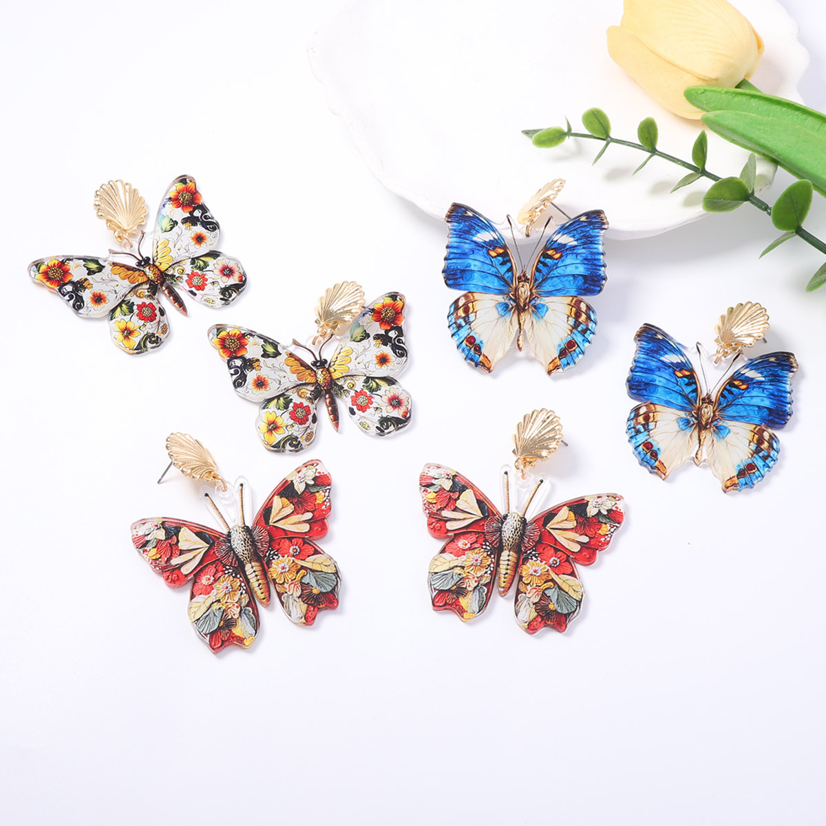Anting-anting gantung kupu-kup - Vintage Fashion Illustrations ulasan dan harga